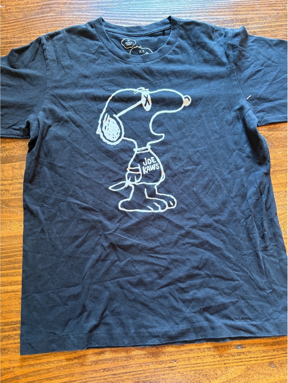 Uniqlo KAWS x Peanuts Black Graphic T-Shirt Medium